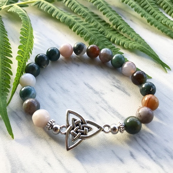 Genuine indian agate celtic knot bead bracelet - Picture 4 of 9